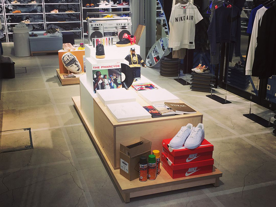 NIKE KICKS LOUNGE OMOTESANDO / 90's HIPHOP VMD