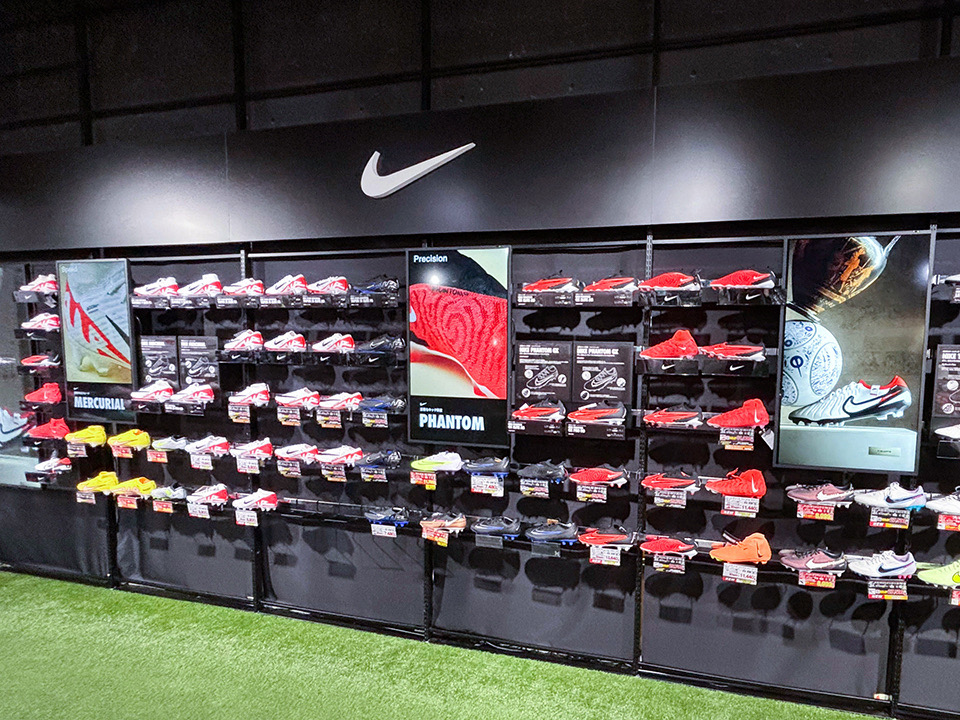 Kishispo Shinsaibashi / Nike Football / FW Wall